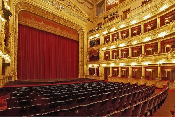Zuschauerraum, Nationaltheater Prag.