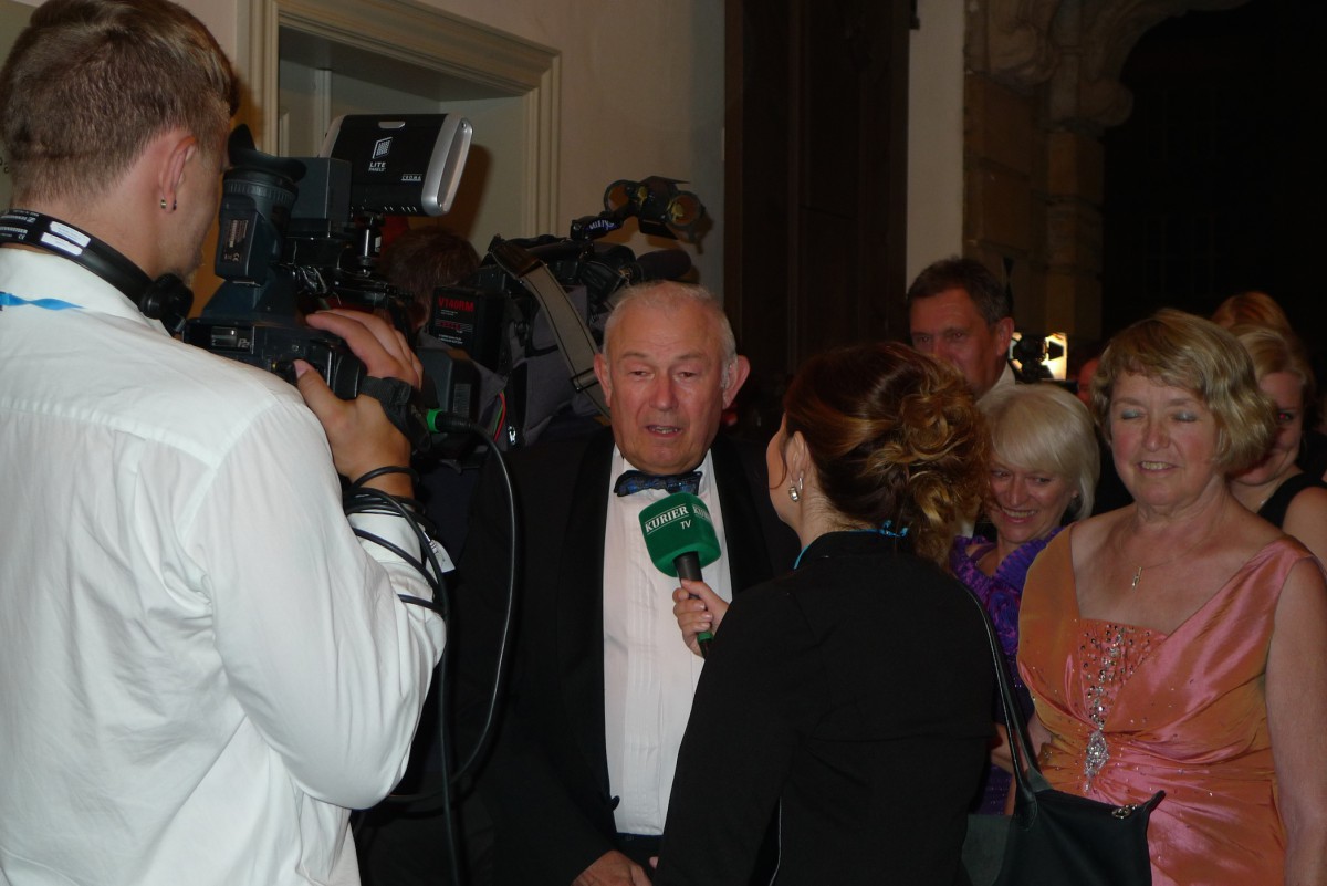 Ex-Ministerpräsident Günther Becksein beim Staatsempfang in Bayreuth.