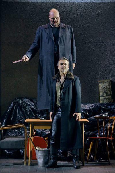 Blanker Hass: Stephen Milling als Hagen und Markus Eiche als Gunther. © Enrico Nawrath/Bayreuther Festspiele