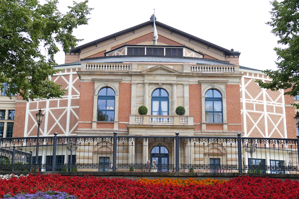 Es bleibt, wie es ist bei den Bayreuther Festspielen. Der Mietvertrag für das Festspielhaus Bayreuth hat nur einen Formfehler. © R. Ehm-Klier, festspieleblog.de